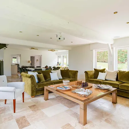 Norman House With Pool And Garden Near Hippodrome * Deauville